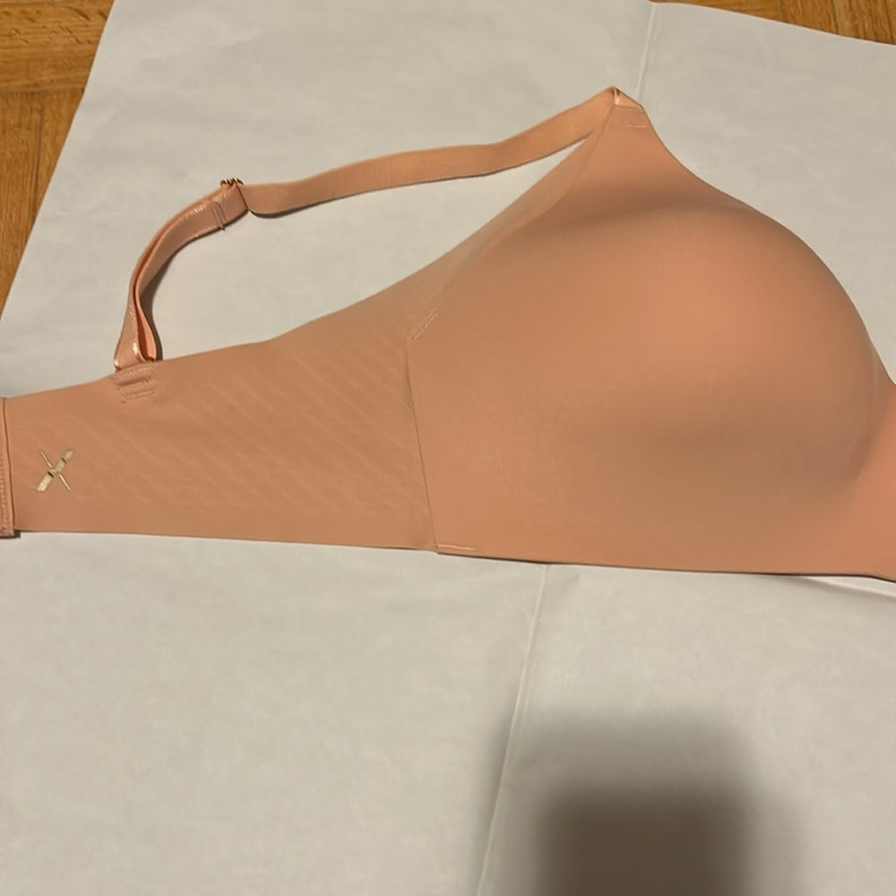 Knix. EUC - Picture 2 of 9